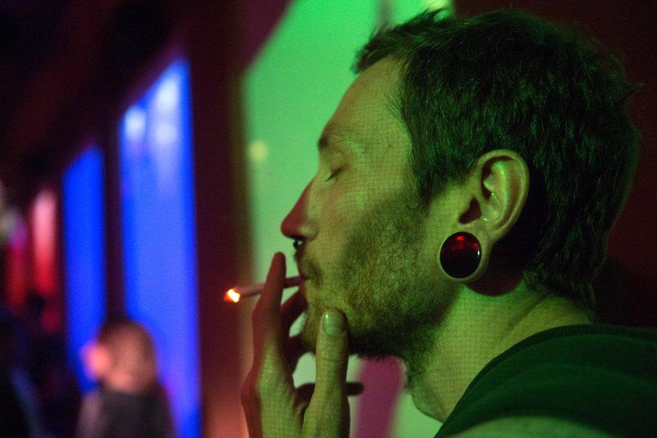 Фотография: Последний день курения в клубах, ресторанах и барах №14 - BigPicture.ru