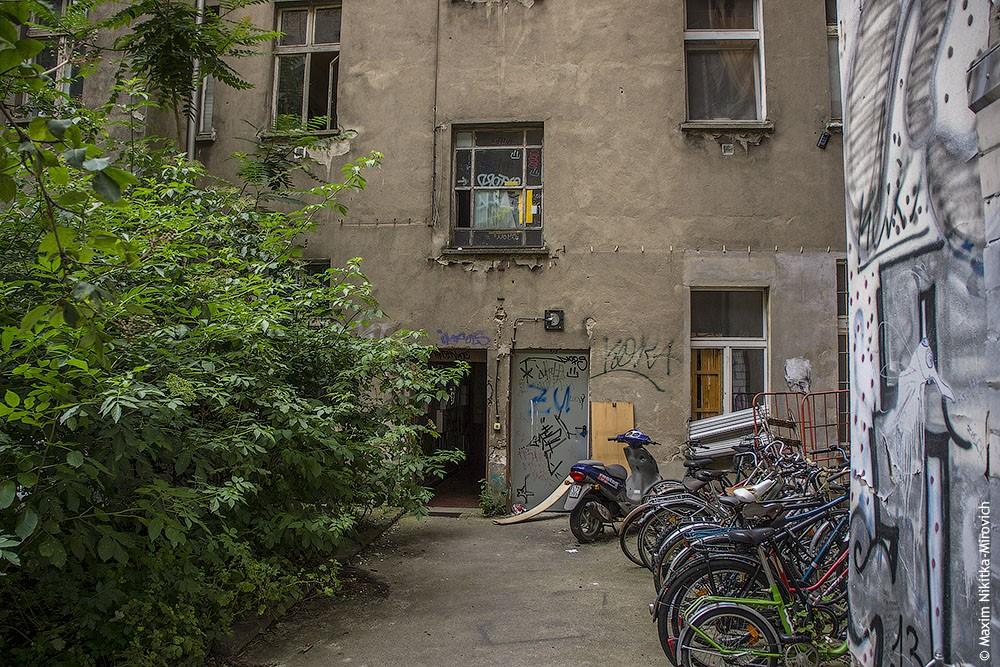 Фотография: Заброшенный дом в Берлине и квартиры сквоттеров №7 - BigPicture.ru