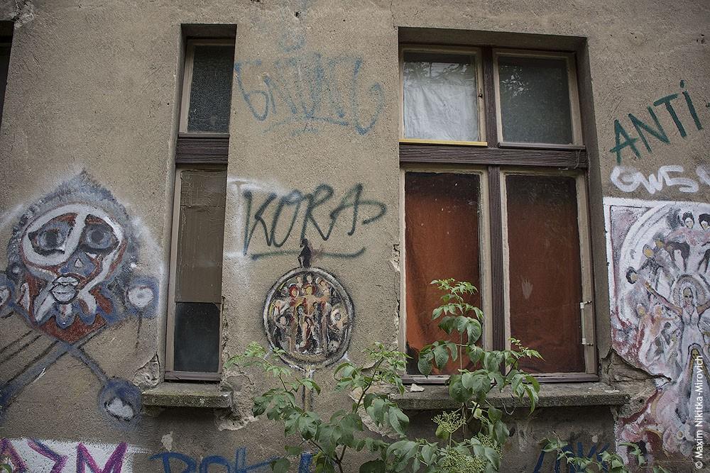 Фотография: Заброшенный дом в Берлине и квартиры сквоттеров №12 - BigPicture.ru