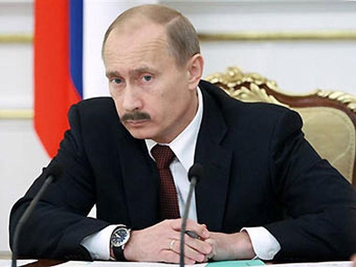 Фотография: Необычный сайт фанатов Путина с усами №12 - BigPicture.ru
