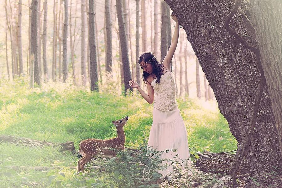 Фотография: Девочка и ее олененок — история необычного питомца №15 - BigPicture.ru