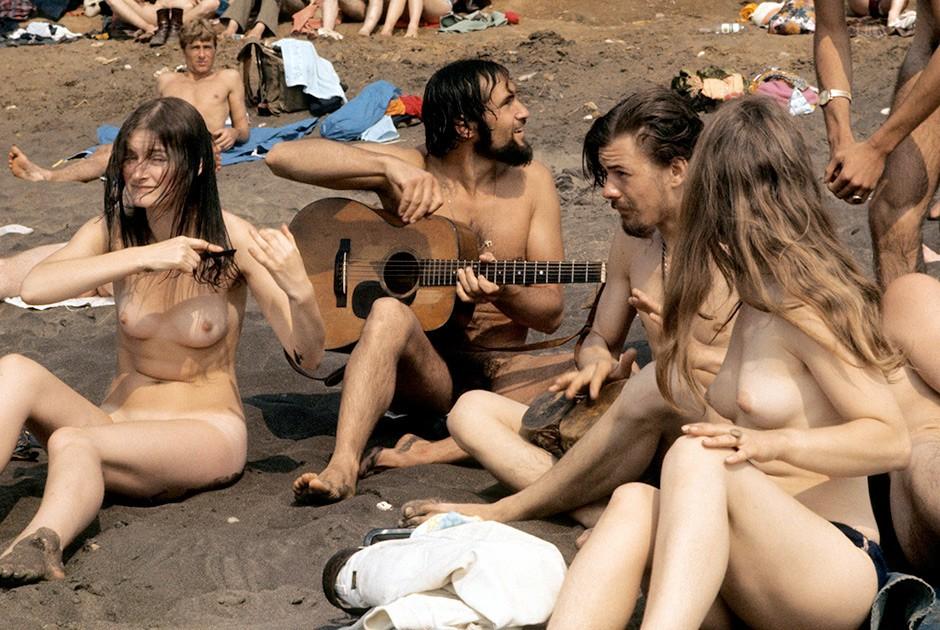 Фотография: Революция без штанов: как тусовались хиппи 60-х №3 - BigPicture.ru
