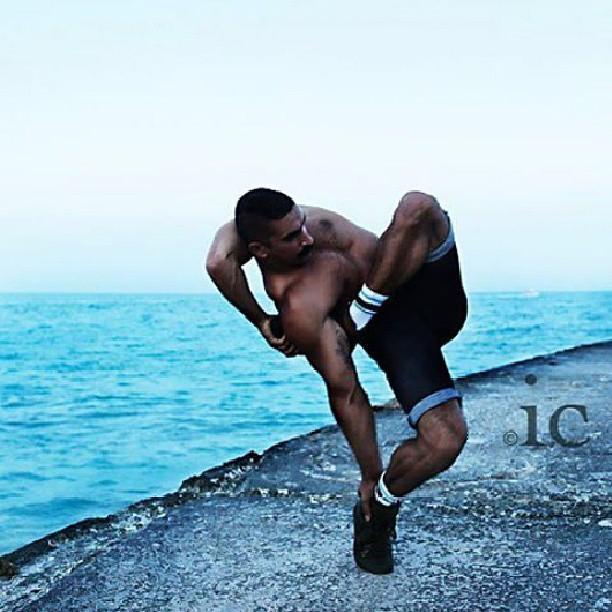 Фотография: Удивительный танцор по прозвищу Резиновые ноги №18 - BigPicture.ru