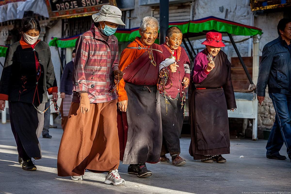 Фотография: Тибетские пилигримы №7 - BigPicture.ru