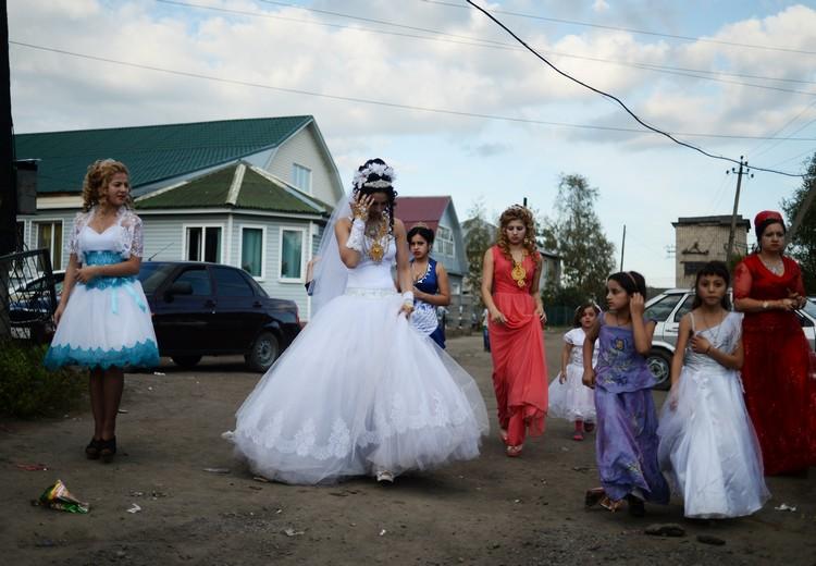 Фотография: Как проходит цыганская свадьба №1 - BigPicture.ru