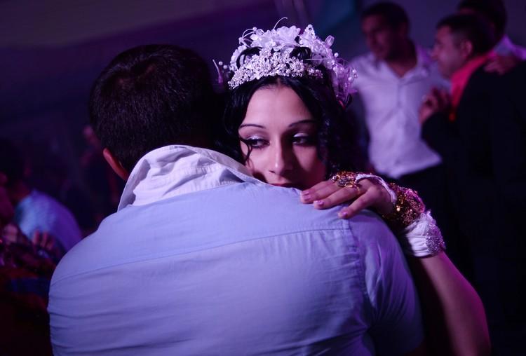 Фотография: Как проходит цыганская свадьба №22 - BigPicture.ru