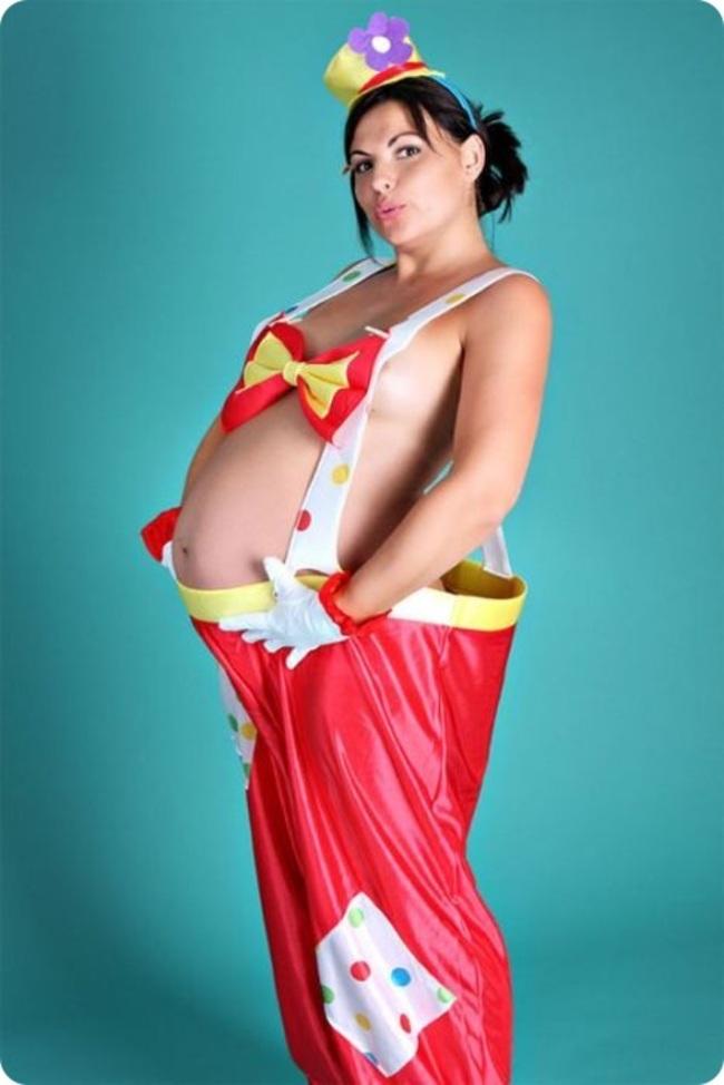 Фотография: Странные костюмы для беременных №19 - BigPicture.ru