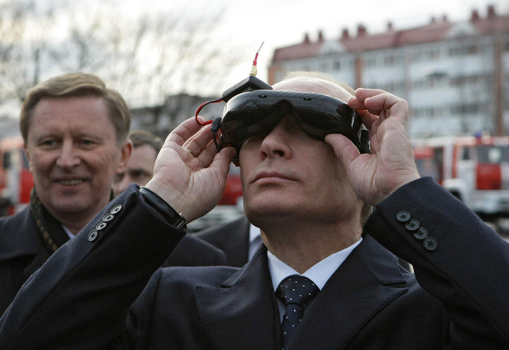Фотография: Как Владимир Путин смотрит на вещи №49 - BigPicture.ru