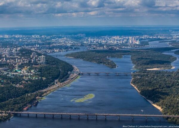 Мой самый любимый город: Утопающий в зелени Киев!