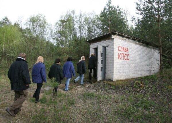 Тоталитарный аттракцион в советском бункере в Литве