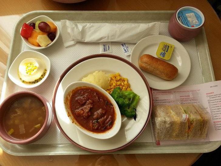 Фотография: Чем кормят в больницах разных стран №8 - BigPicture.ru