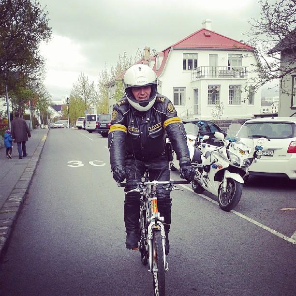 Фотография: Котики и велосипеды: тихая жизнь исландской полиции №15 - BigPicture.ru