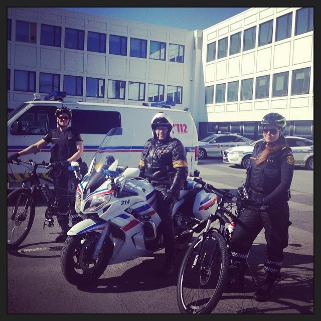 Фотография: Котики и велосипеды: тихая жизнь исландской полиции №16 - BigPicture.ru