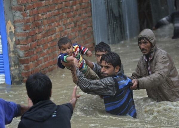 Разрушительные наводнения в Индии и Пакистане