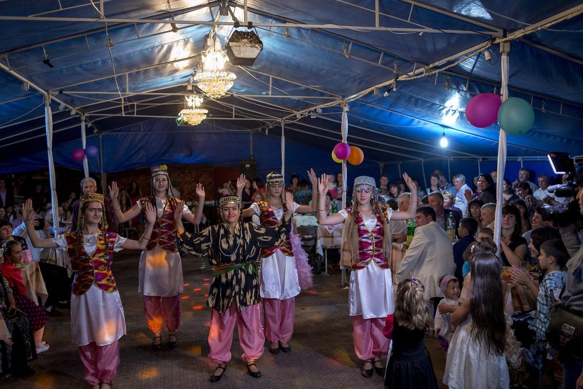 Фотография: Как проходят свадьбы у крымских татар №28 - BigPicture.ru