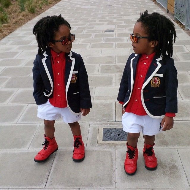 Фотография: Маленькие братья-близнецы — короли моды Инстаграма №17 - BigPicture.ru