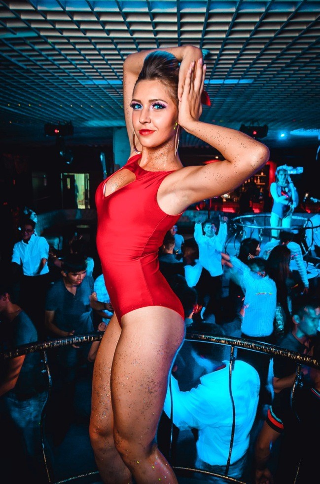 Фотография: Лучшие go-go танцовщицы Астаны №14 - BigPicture.ru