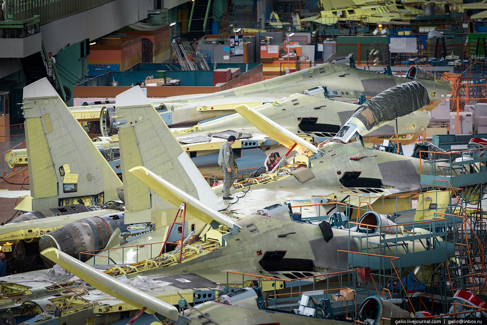 Фотография: Как делают самолеты Су-30 и Як-130. Иркутский авиационный завод №36 - BigPicture.ru