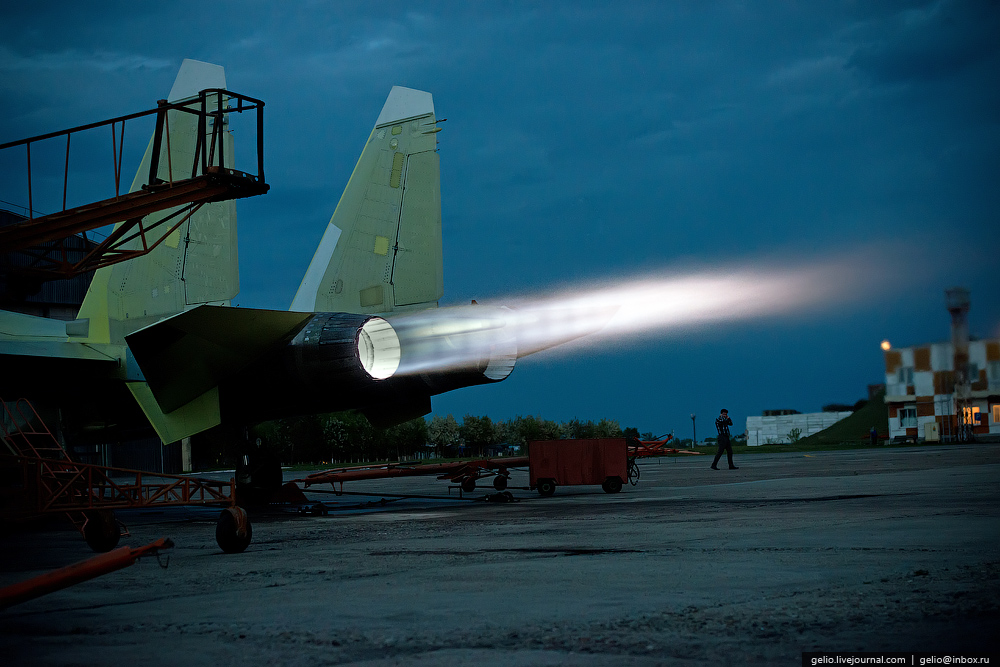 Фотография: Как делают самолеты Су-30 и Як-130. Иркутский авиационный завод №51 - BigPicture.ru