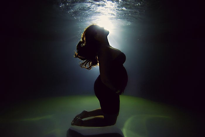 Фотография: Подводные мамочки — чарующие фото американского мастера №8 - BigPicture.ru