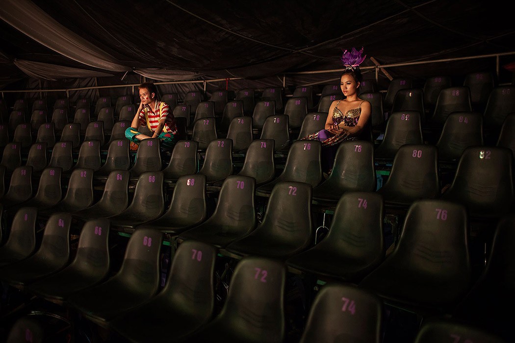 Фотография: Быть в образе: тяжелые будни вьетнамских циркачей №16 - BigPicture.ru