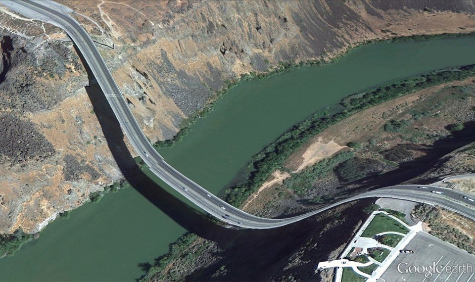 Фотография: 32 фотографии из Google Earth, противоречащие здравому смыслу №22 - BigPicture.ru