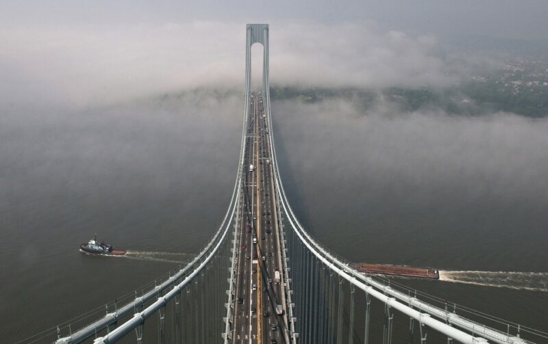 Фотография: Топ-10 самых длинных висячих мостов в мире №1 - BigPicture.ru