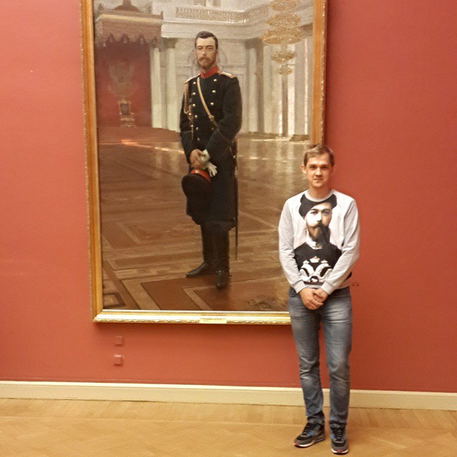 Фотография: Жизнь подражает искусству: 20 неловких фотографий в музеях №16 - BigPicture.ru