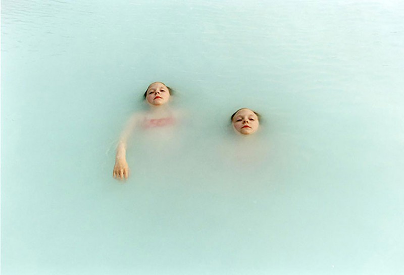 Фотография: Исландские девочки-близнецы, которые видят одинаковые сны №16 - BigPicture.ru