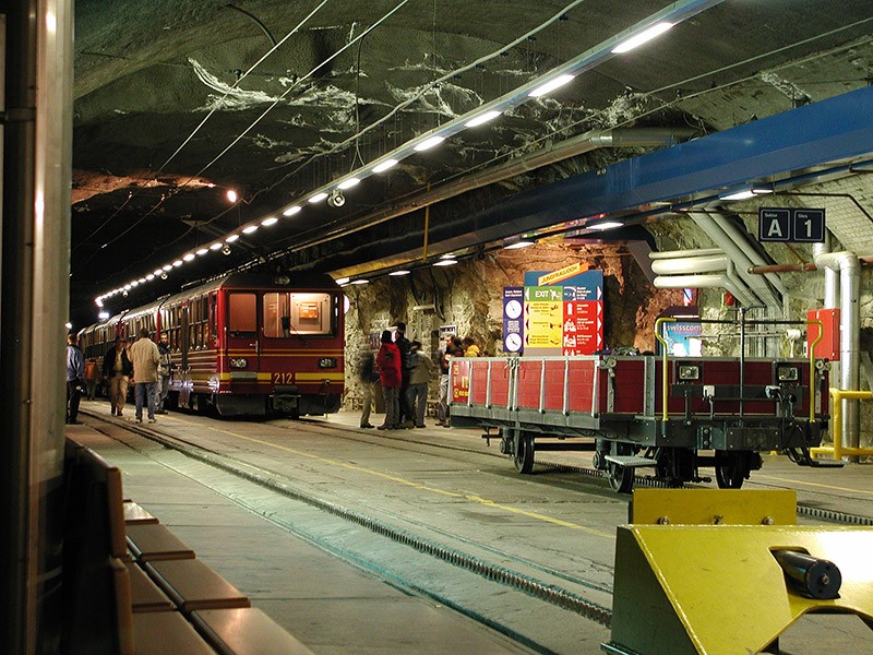 Фотография: Топ-5 самых необычных железных дорог Швейцарии №24 - BigPicture.ru