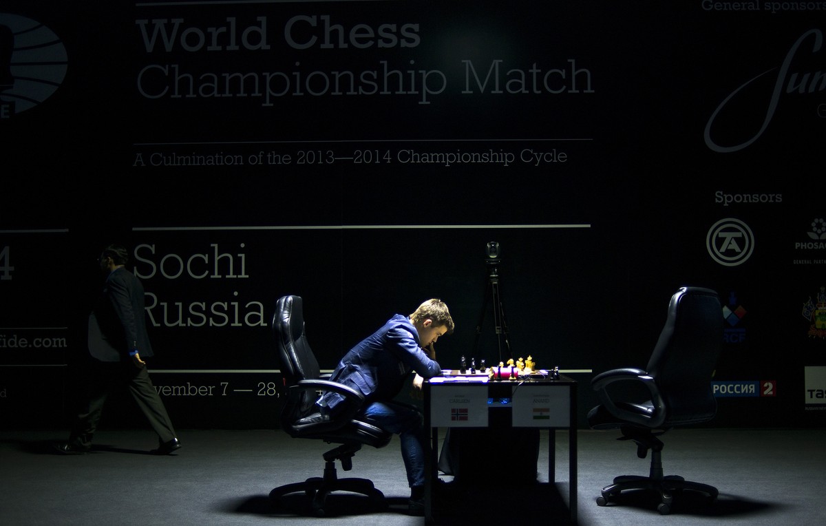 Фотография: В Сочи проходят матчи за звание чемпиона мира по шахматам №20 - BigPicture.ru