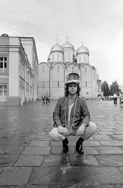Фотография: Как Элтон Джон в СССР приезжал №12 - BigPicture.ru