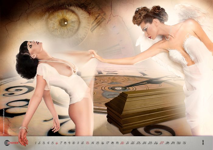 Фотография: Необычная реклама гробов: Эротический календарь компании LINDNER №47 - BigPicture.ru