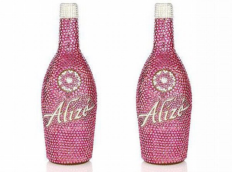 Фотография: Топ-10 самых дорогих бутылок водки на свете №2 - BigPicture.ru