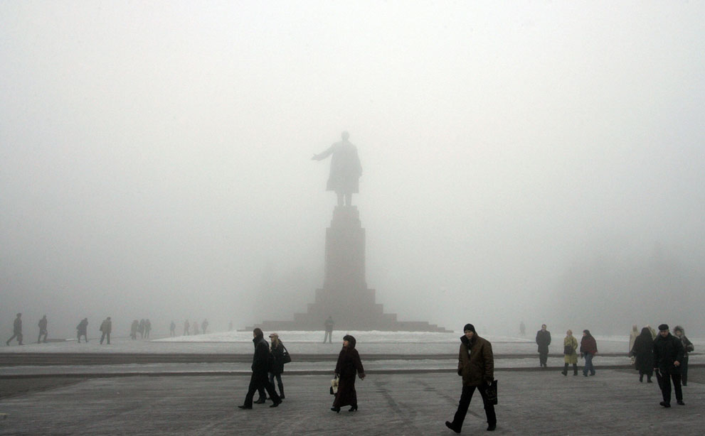 Фотография: Памятники Владимиру Ленину по всему миру №8 - BigPicture.ru