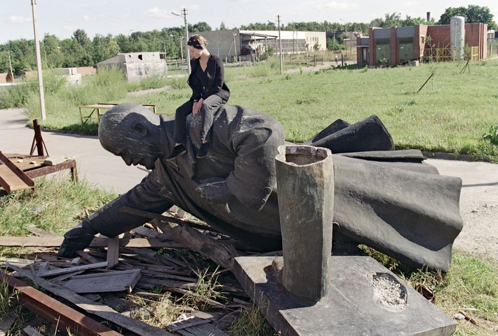 Фотография: Памятники Владимиру Ленину по всему миру №18 - BigPicture.ru