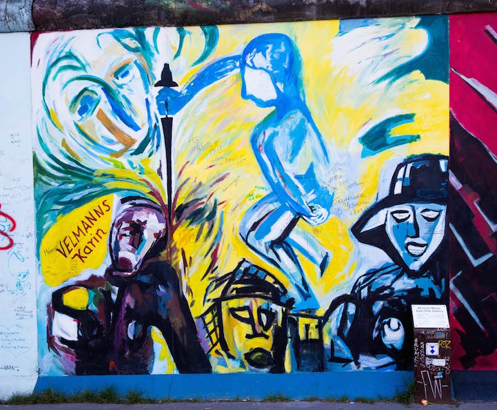 Фотография: Рисунки, сохранившиеся на Берлинской стене до сих пор №9 - BigPicture.ru