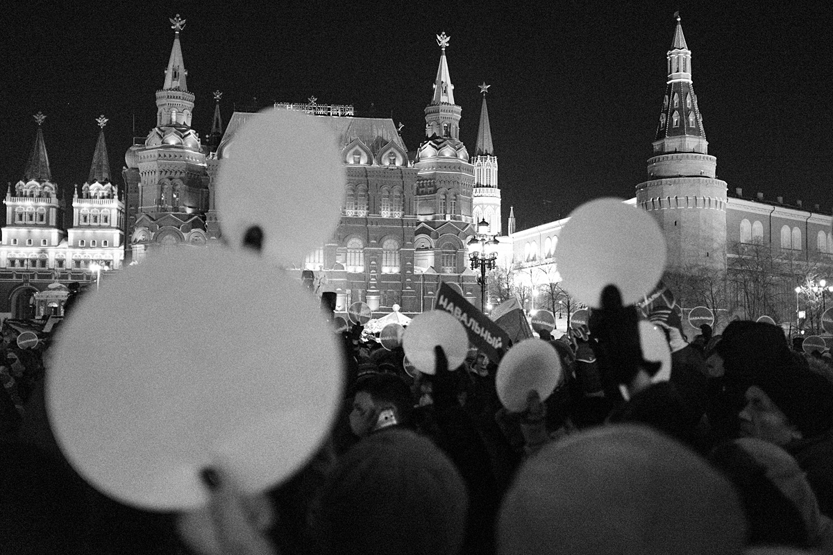 Фотография: Манежка, 30 декабря: Акция поддержки братьев Навальных №17 - BigPicture.ru