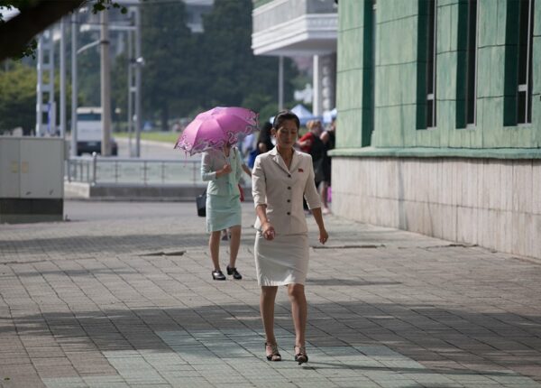 Бытовая жизнь в КНДР: Как я ходил на свидание и выпивал в Северной Корее