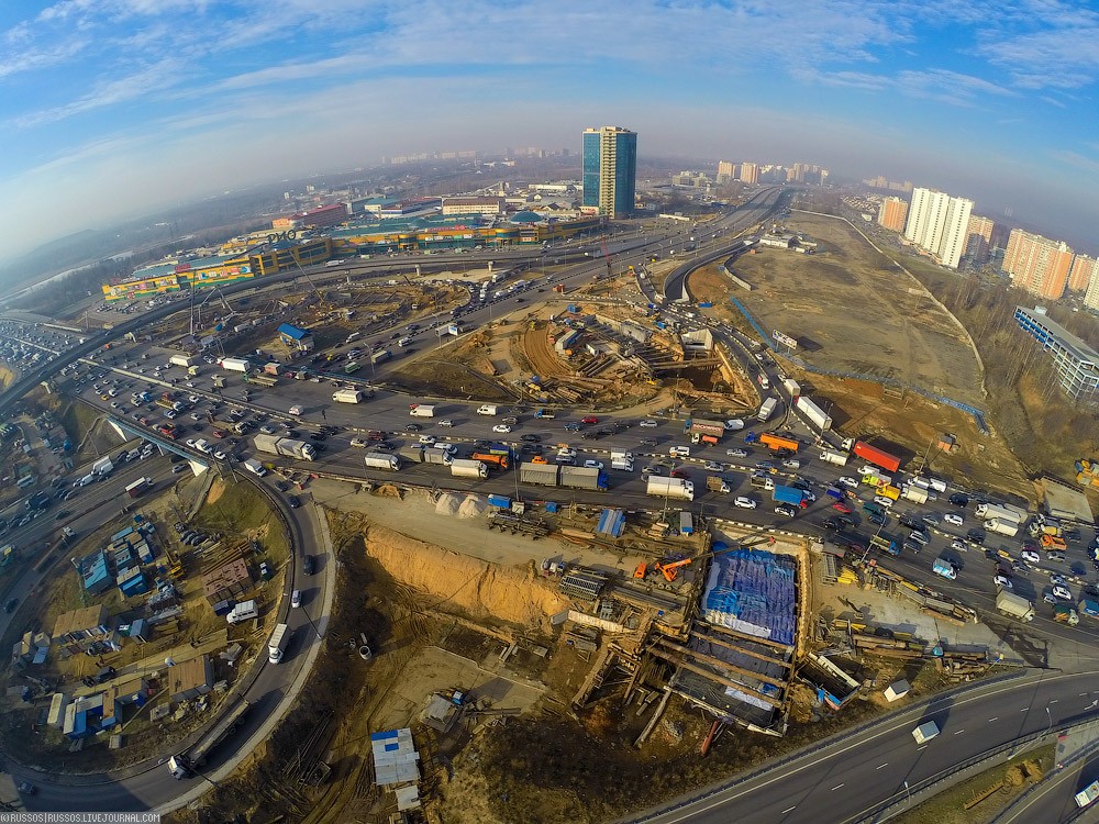 Фотография: Развяжем пробки! Обзорный фоторепортаж строительства новых развязок на МКАД №16 - BigPicture.ru