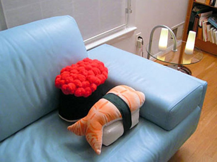 Фотография: Самые креативные и разнообразные подушки для сладкого сна и не только №29 - BigPicture.ru