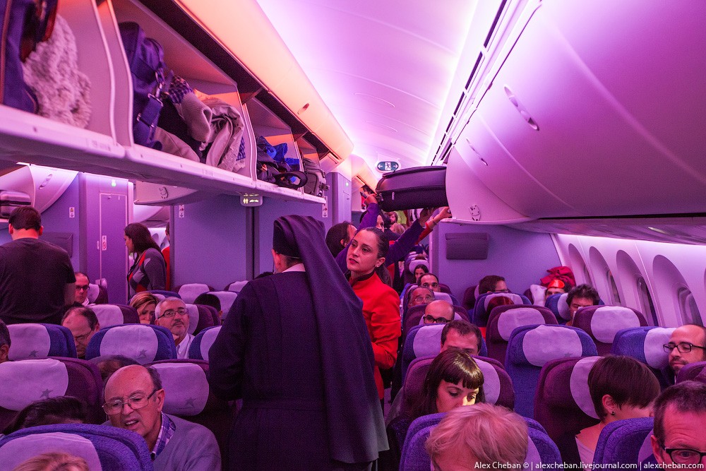 Фотография: Путешествовать по-новому: лететь 14 часов на Самолете Мечты! №10 - BigPicture.ru
