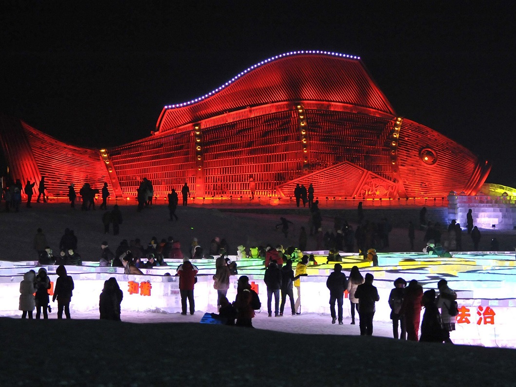 Фотография: В Харбине проходит Международный фестиваль льда и снега — 2015 №14 - BigPicture.ru