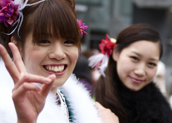 А девочка созрела: как 20-летние японцы празднуют свое совершеннолетие