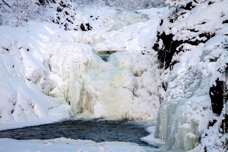 Водопад кивач зимой фото