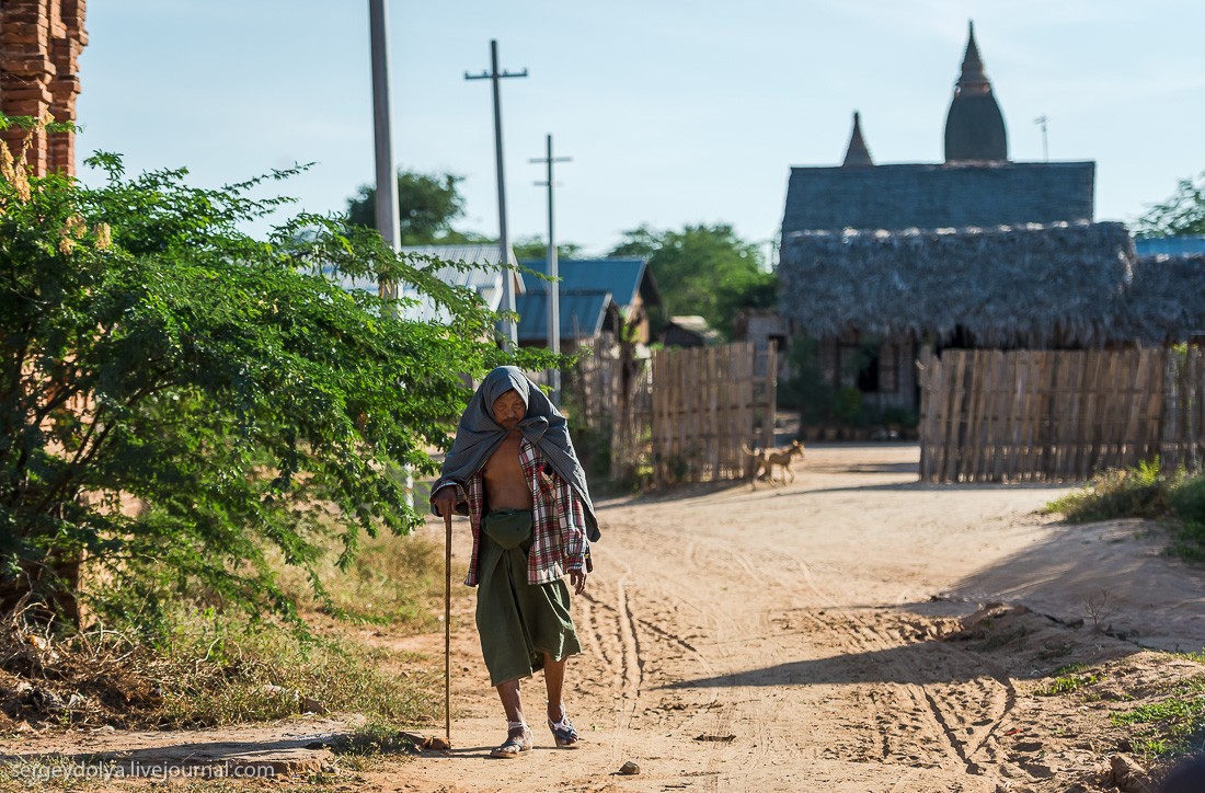 Фотография: Как живут в зажиточной деревне в Бирме? №2 - BigPicture.ru