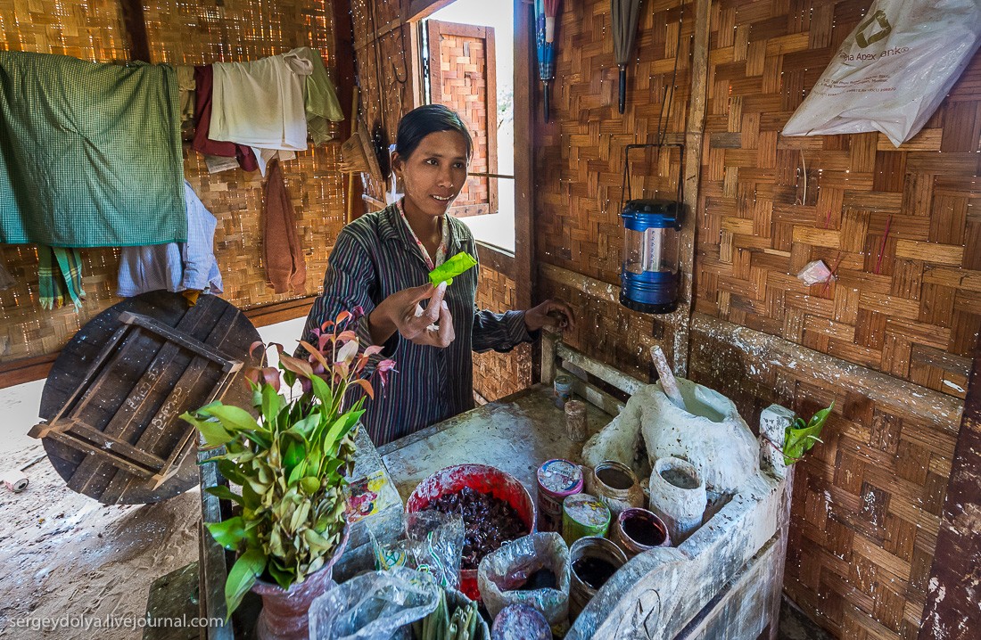 Фотография: Как живут в зажиточной деревне в Бирме? №21 - BigPicture.ru