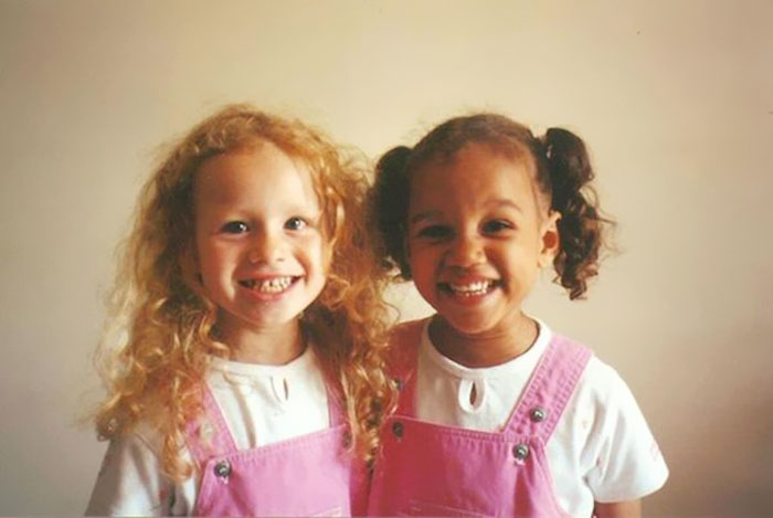 Фотография: Разноцветные сестры-двойняшки — неожиданный феномен №3 - BigPicture.ru