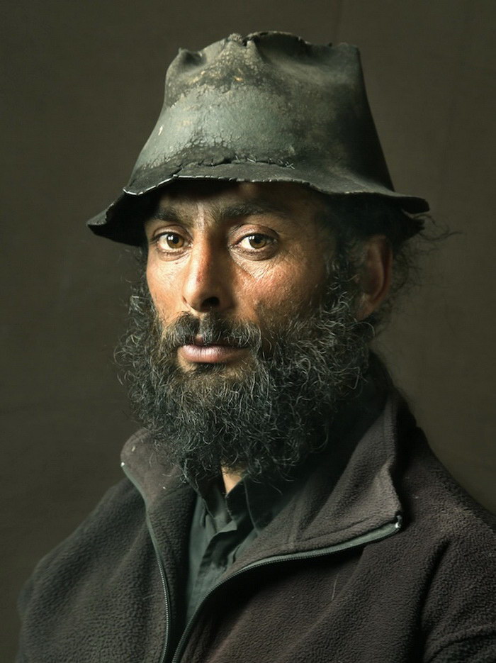 Фотография: Пронзительные портреты пиренейских цыган в стиле старинных картин №2 - BigPicture.ru