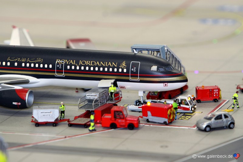 Фотография: Взлетаем! Самая большая модель аэропорта в мире №4 - BigPicture.ru